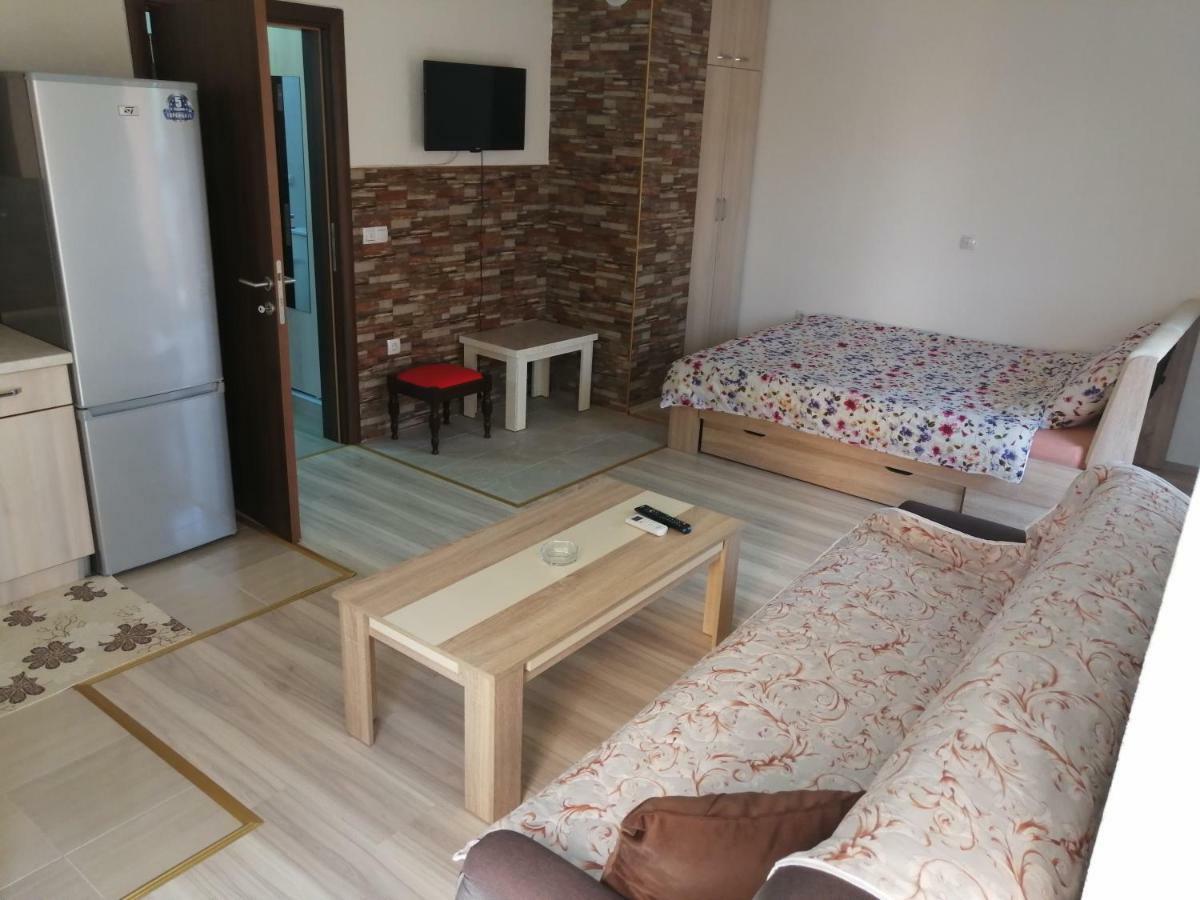 Villa Zora, Apartments Krstanoski Ohri Dış mekan fotoğraf