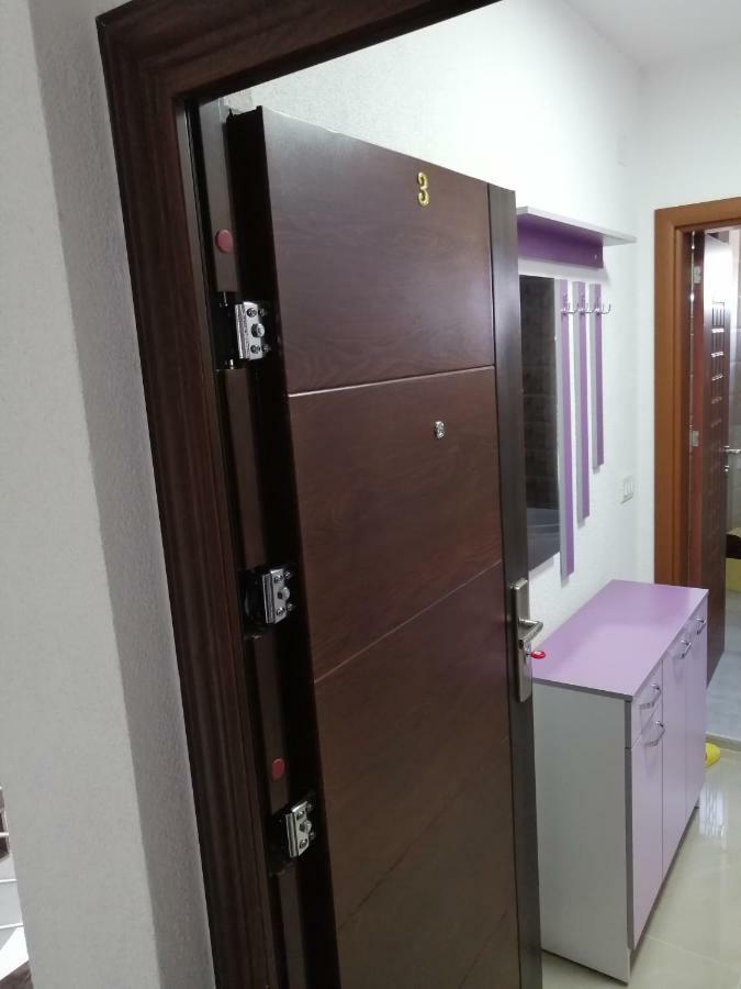 Villa Zora, Apartments Krstanoski Ohri Dış mekan fotoğraf