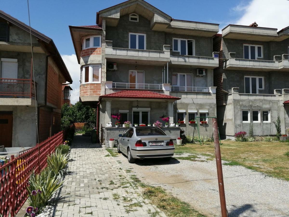 Villa Zora, Apartments Krstanoski Ohri Dış mekan fotoğraf
